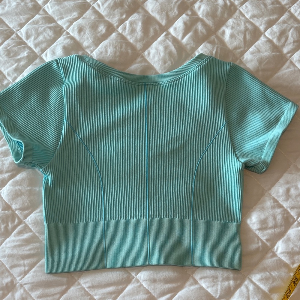 Offline by Aerie AE Women's Crop Athletic Workout Top, Turquoise Medium - Picture 5 of 6